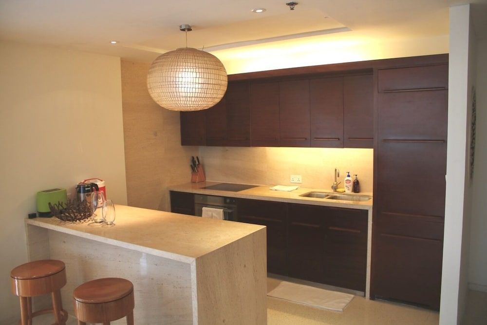 Luxury Beach Resort Apartments & Villas Deluxe Apartment, 2 Bedrooms, Partial Ocean View 8