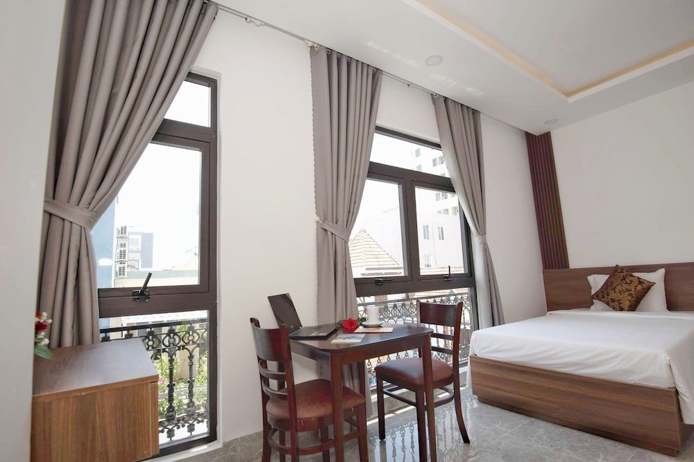 OYO 1180 Huy Ngoc Hotel Deluxe Twin Room 2