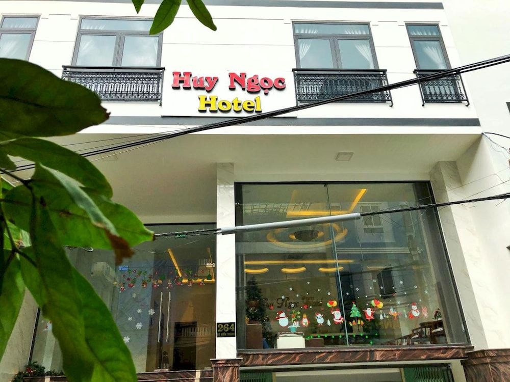 undefined OYO 1180 Huy Ngoc Hotel