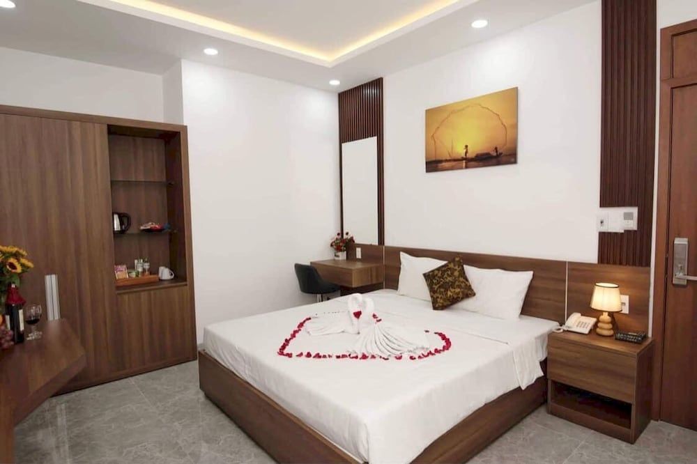 undefined OYO 1180 Huy Ngoc Hotel 8