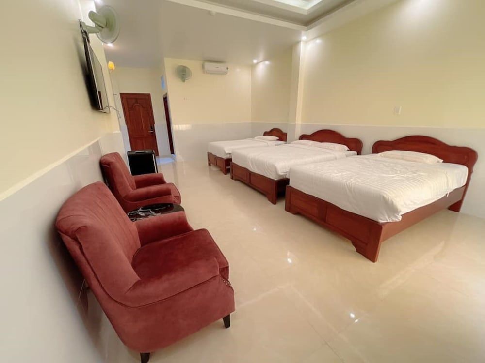 undefined Long Hà Hotel 5