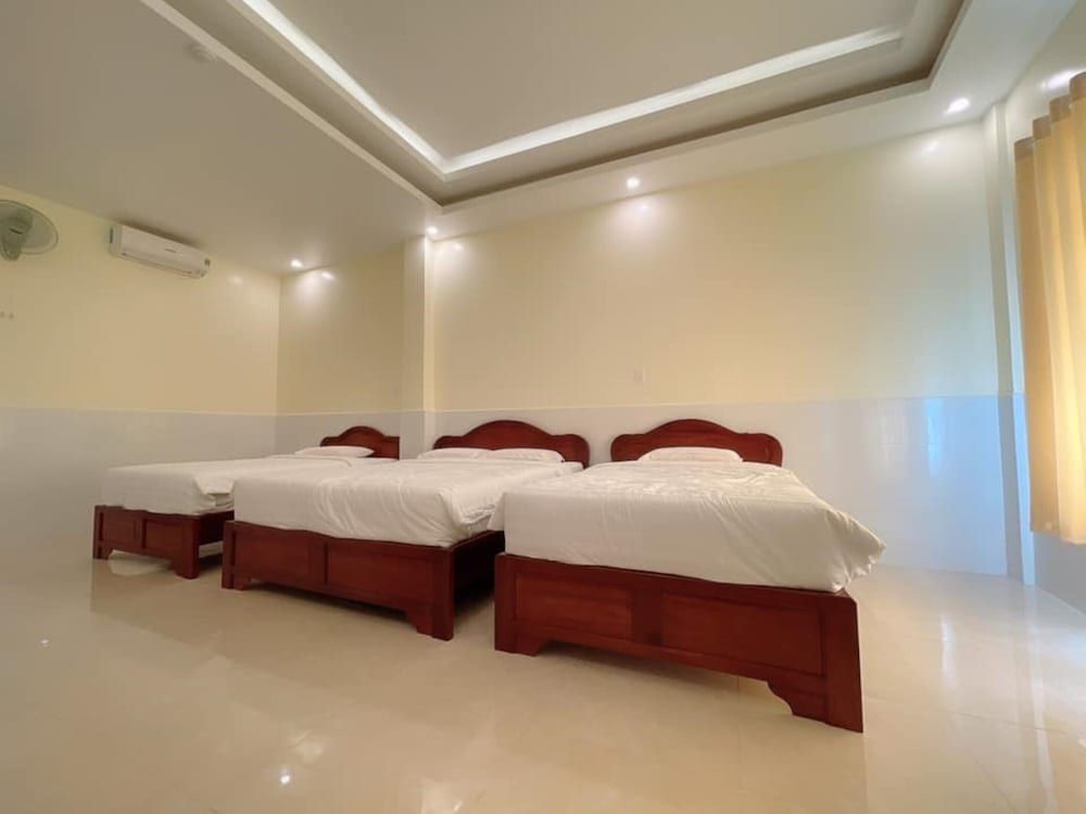 undefined Long Hà Hotel 4