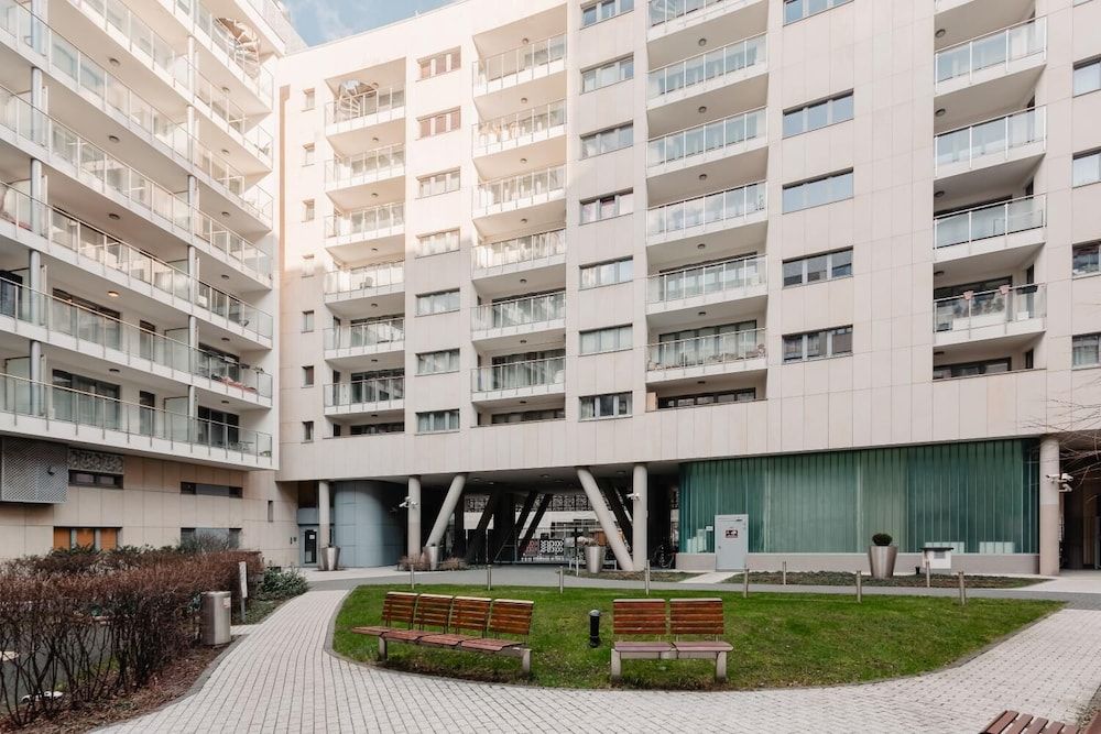 undefined Chill Apartments Oxygen 2