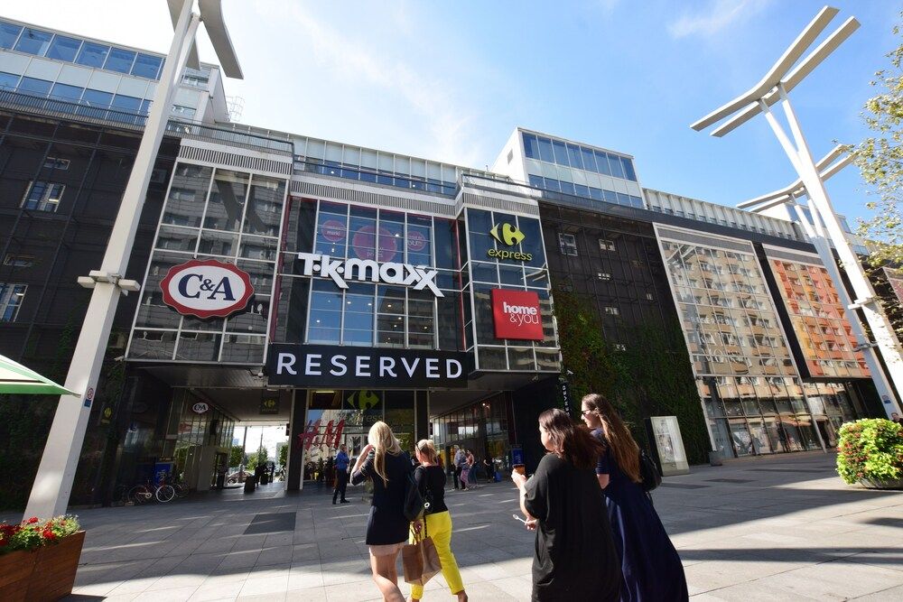 undefined Elegant Apartment Universitas 7