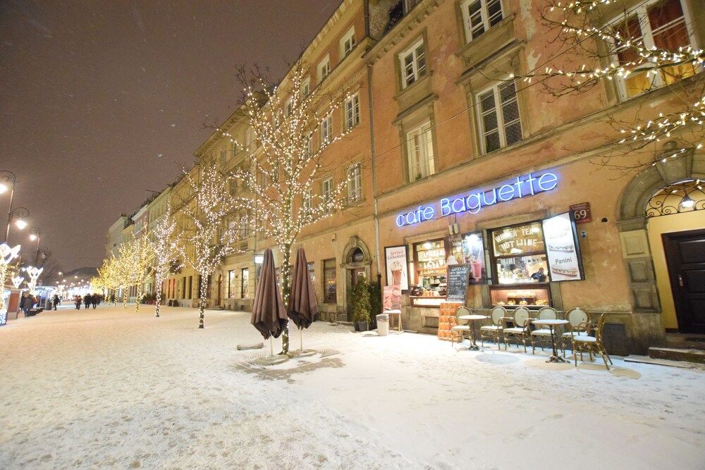 undefined Elegant Apartment Universitas 2