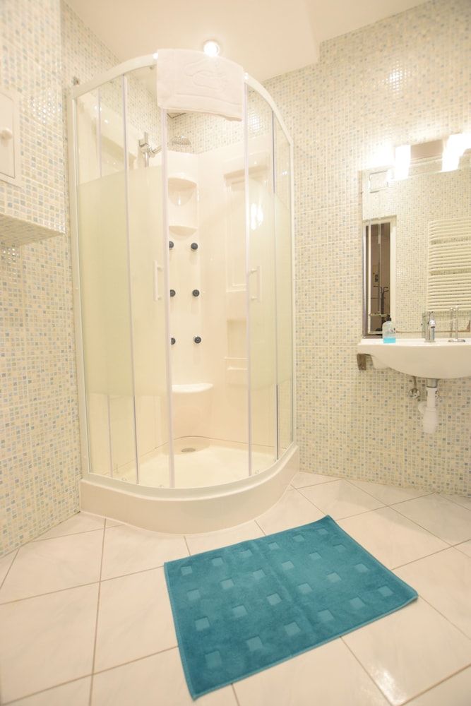 Elegant Apartment Universitas Deluxe Studio Suite 11