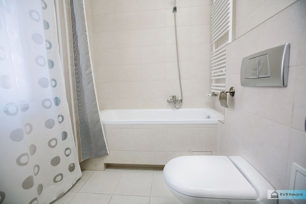 Warsaw Concierge Saxon Apartment Apartment 13