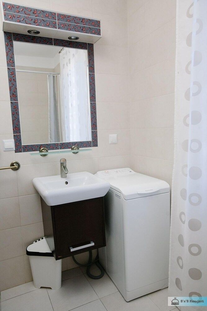 Warsaw Concierge Saxon Apartment Apartment 12