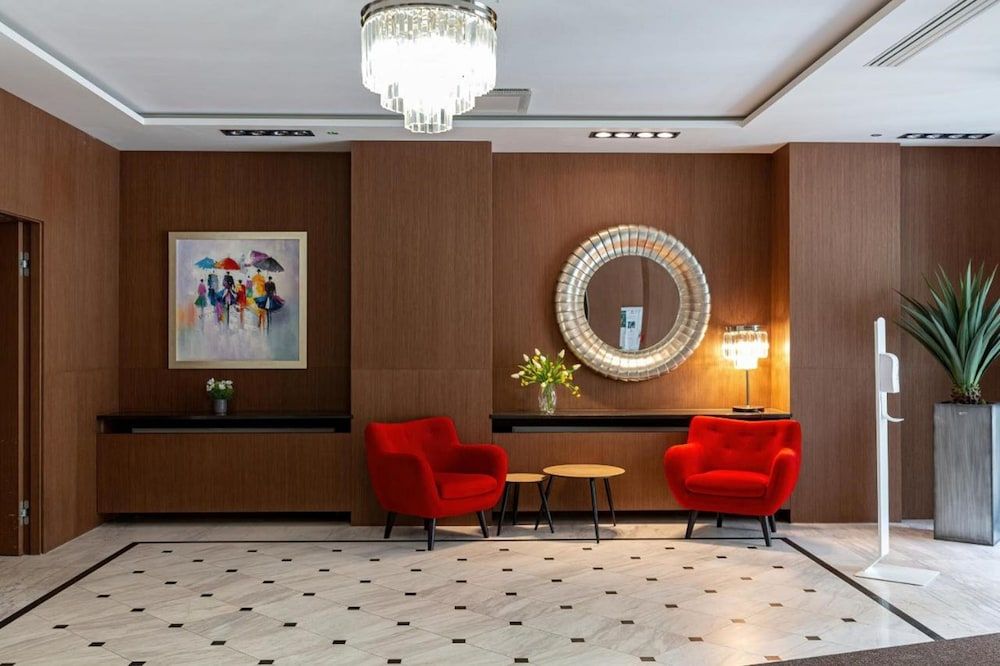 undefined Modern apartment with pool 5