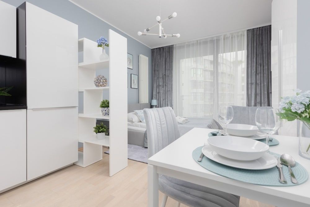 undefined Studio Warsaw Grójecka by Renters 7