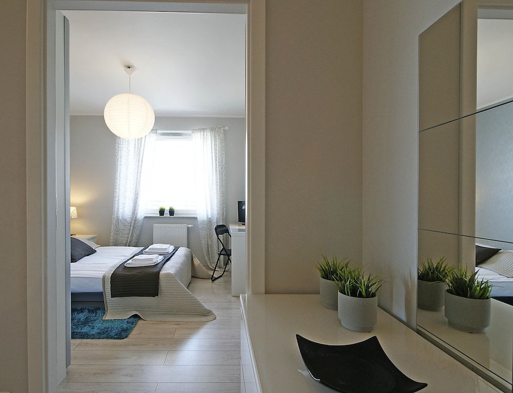 undefined IRS ROYAL APARTMENTS - IRS Albatros 9