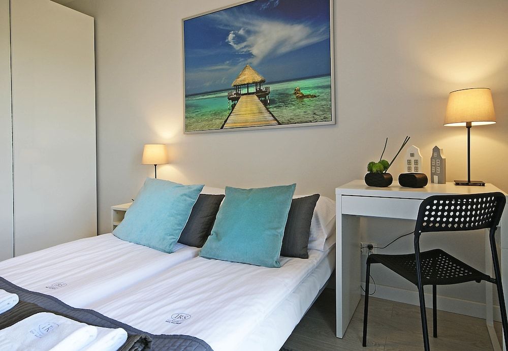 undefined IRS ROYAL APARTMENTS - IRS Albatros 2