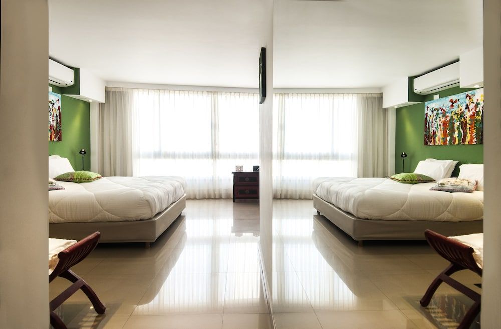 Shoshana Suite