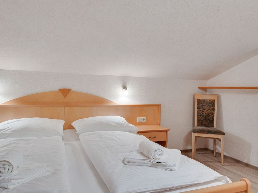 undefined Stylish Apartment in Zell am See near Ski Area 4