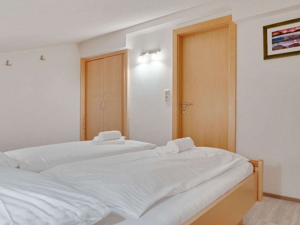 undefined Stylish Apartment in Zell am See near Ski Area 6