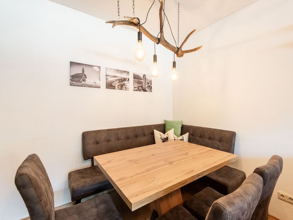 undefined Child Friendly Apartment in Zell am See near Lake 7