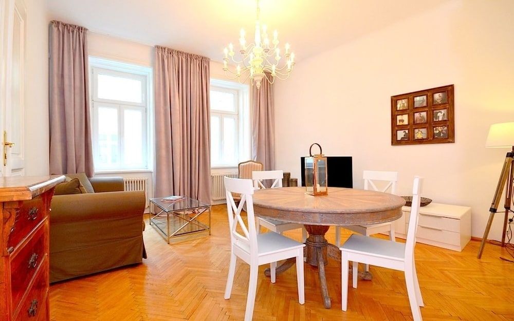Vienna Residence Great Home for 4 People Near the Famous Schloss Schoenbrunn Apartment (2 Bedrooms) 9