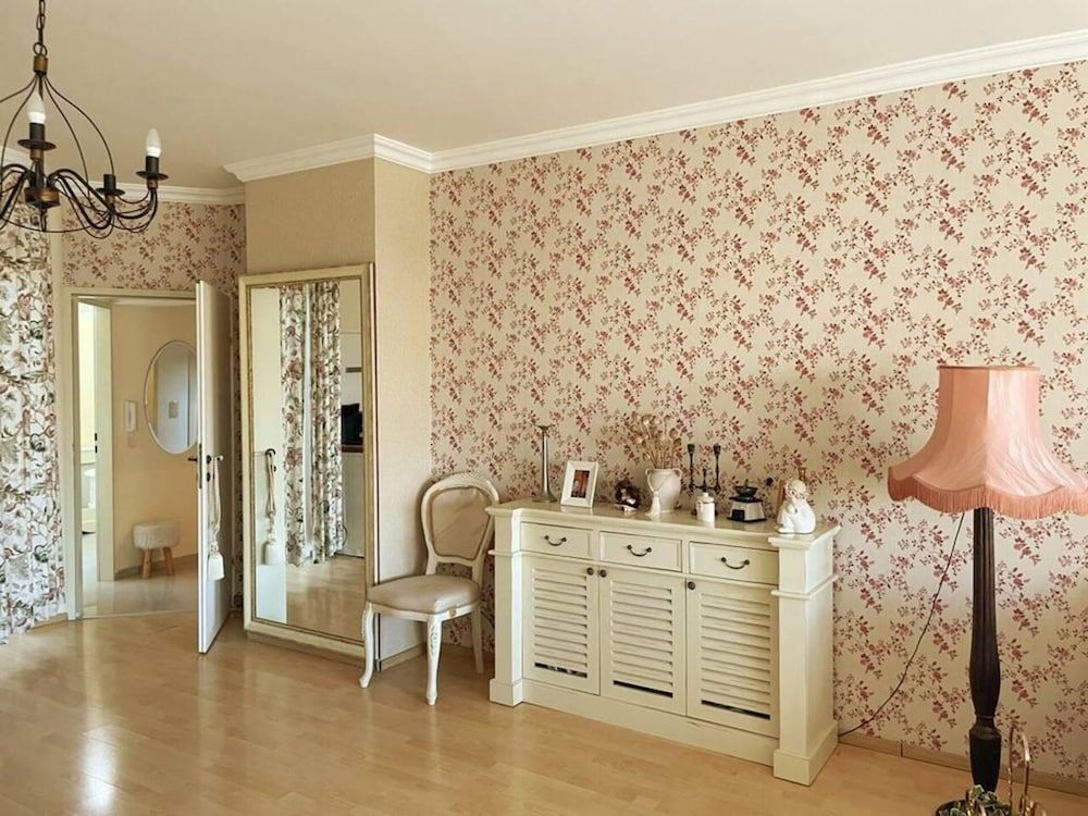 Vienna Christmas Market Rooftop Dollhouse 4 Couple Apartment 16