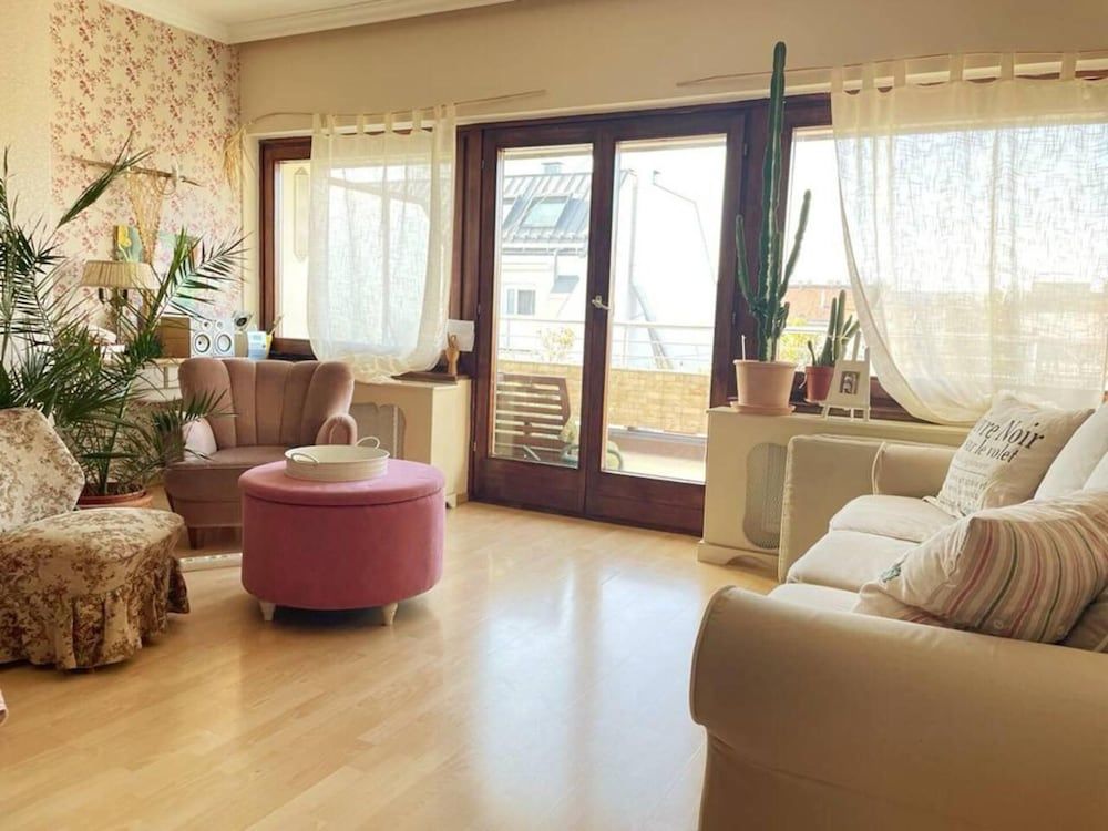 Vienna Christmas Market Rooftop Dollhouse 4 Couple Apartment 22