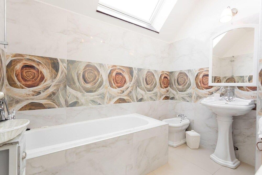 Vienna Christmas Market Rooftop Dollhouse 4 Couple Apartment 15