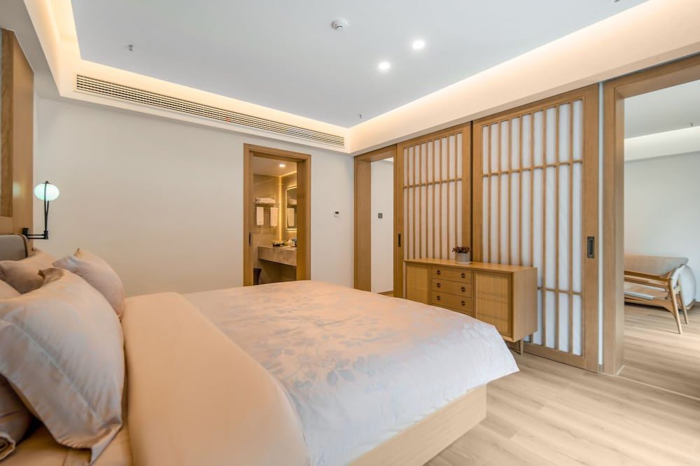 Luxury Suite