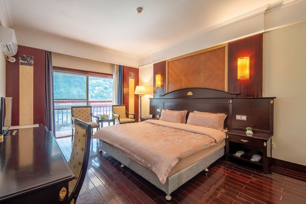 Superior Suite
