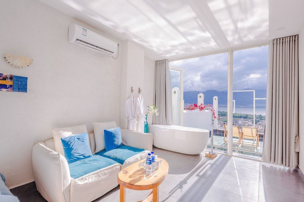 Premium Double Room, Balcony, Lake View