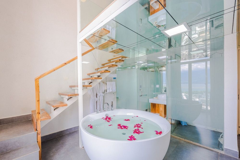 Superior Double Room, Balcony, Lake View