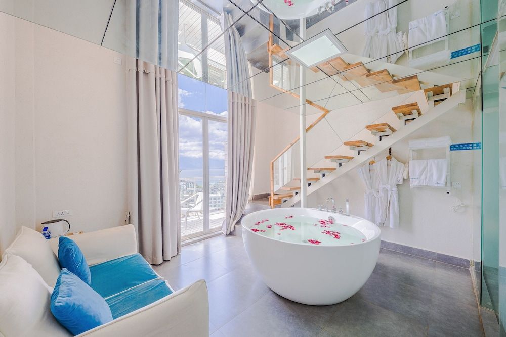 Superior Double Room, Balcony, Lake View
