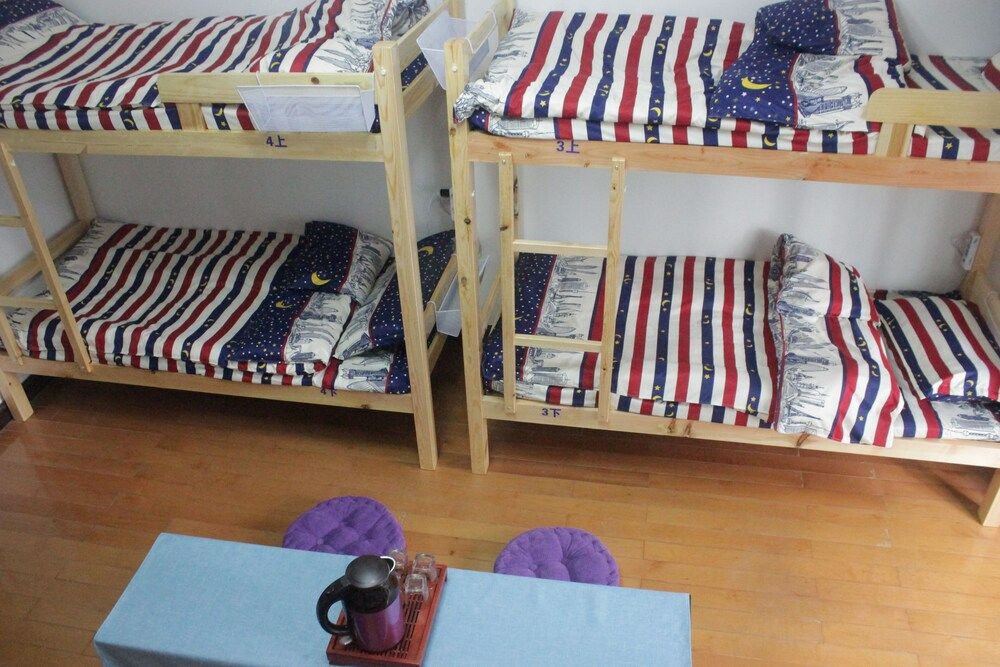 Shanghai LOST International Youth Hostel Bed in 8-Bed Male Dormitory 6