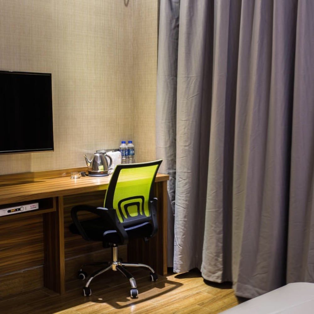 undefined Hengchao Holiday Hotel 10