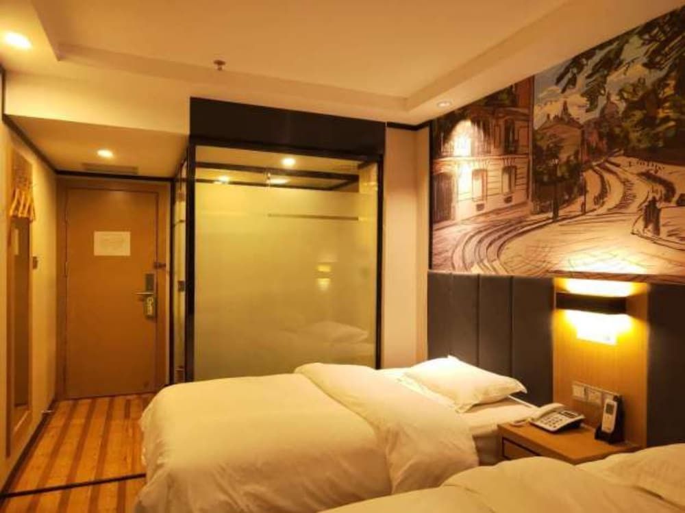 undefined Yimi Hotel Sport Academy Branch 8
