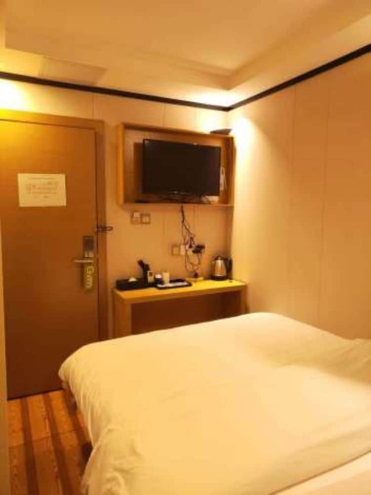 undefined Yimi Hotel Sport Academy Branch 3
