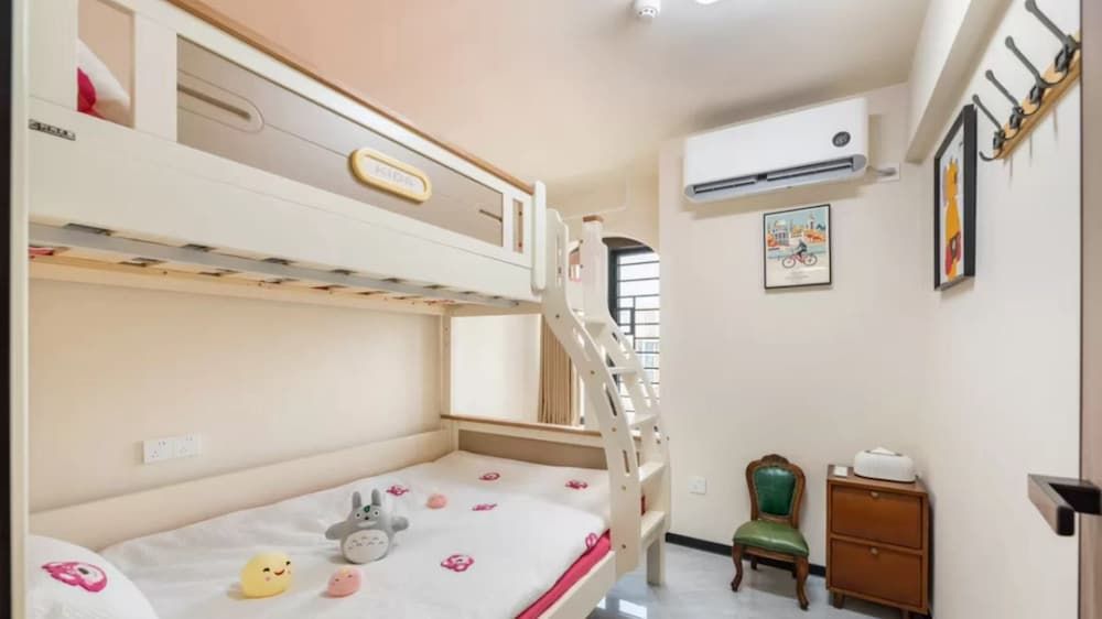 1903-1 [Meet Haiyin] 3-bedroom 4-bed family suite / can accommodate 6-7 people
