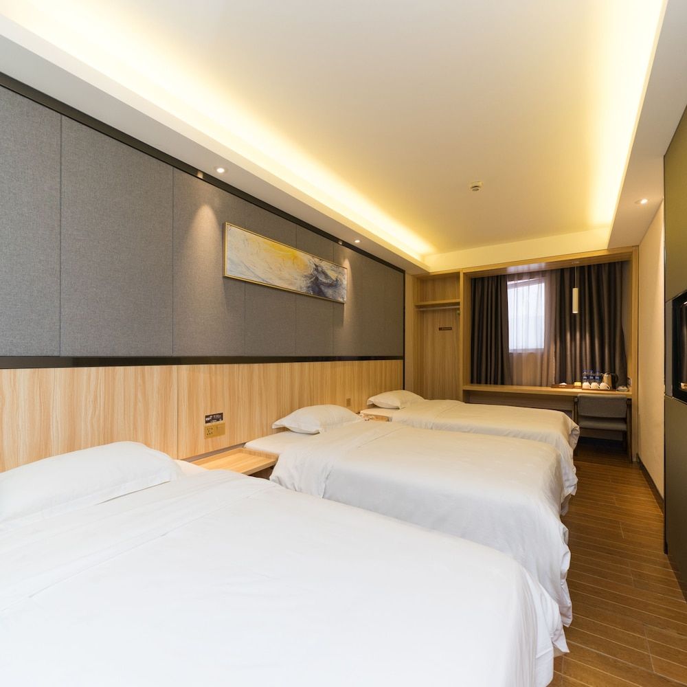 Wenxin Hotel Gangding Elite Triple Room, Non Smoking 2