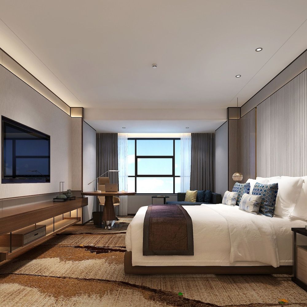 Signature Suite
