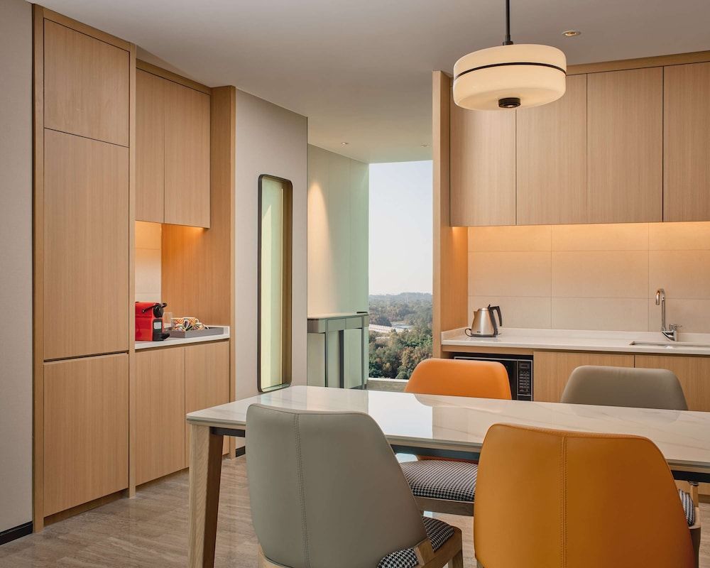 Suite, 1 Bedroom, Park View