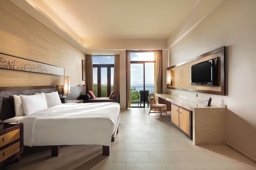 Garden View Room with King Bed