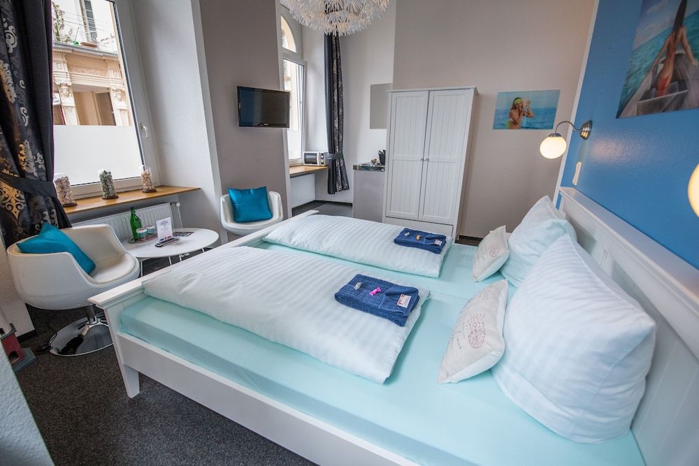 Aparthotel am Münzplatz Comfort Double Room 3