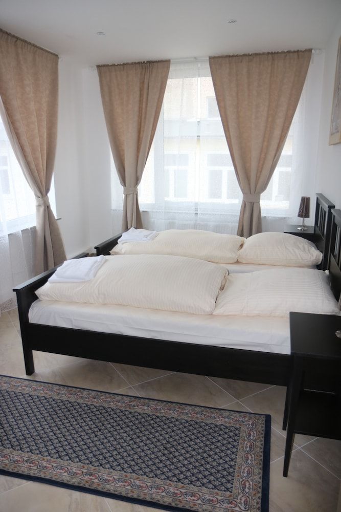 Quadruple Room, Shared Bathroom