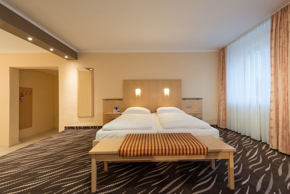 Heikotel Hotel Windsor Suite, Hot Tub 3