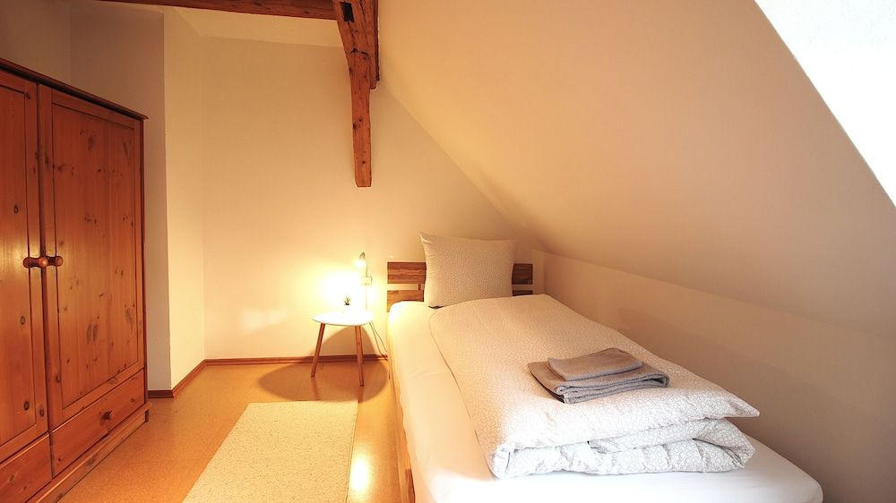 Ferienwohnung am Wasserschloss 1-3 Signature Condo 5