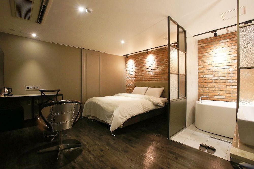 Sillim Podo Room (Grand (Netflix Available)) 21