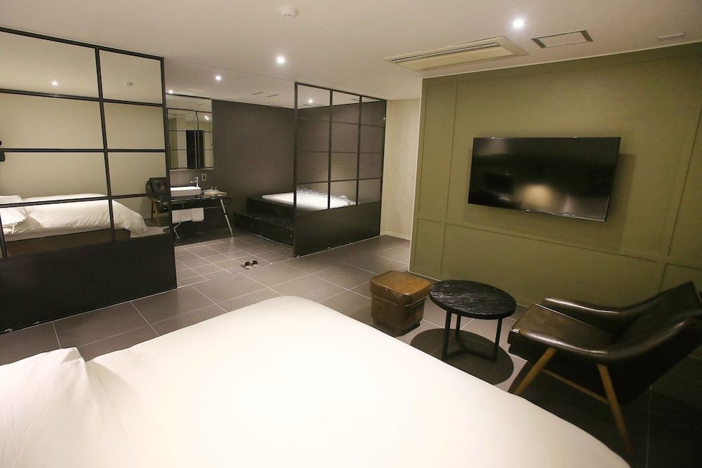 Sillim Podo Room (Suite (Netflix Available)) 18