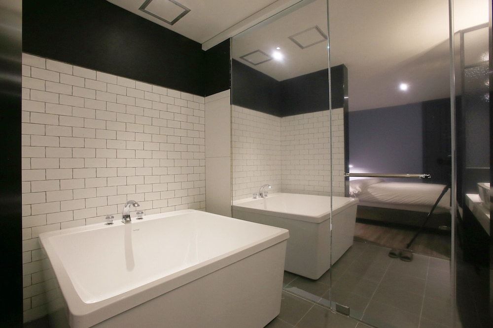 Sillim Podo Room (Deluxe (Netflix Available)) 7