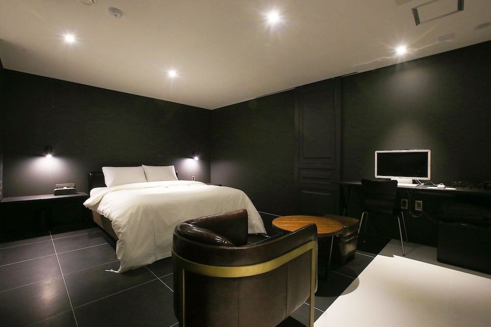 Sillim Podo Room (Deluxe (Netflix Available)) 24