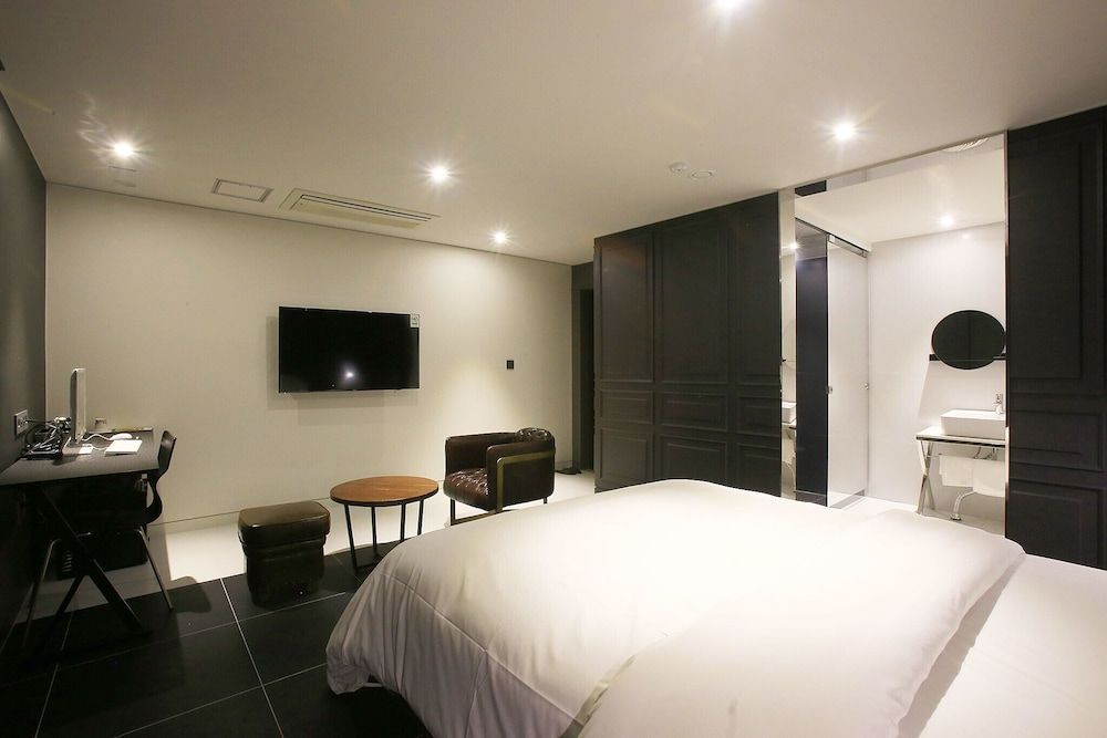 Sillim Podo Room (Deluxe (Netflix Available)) 25