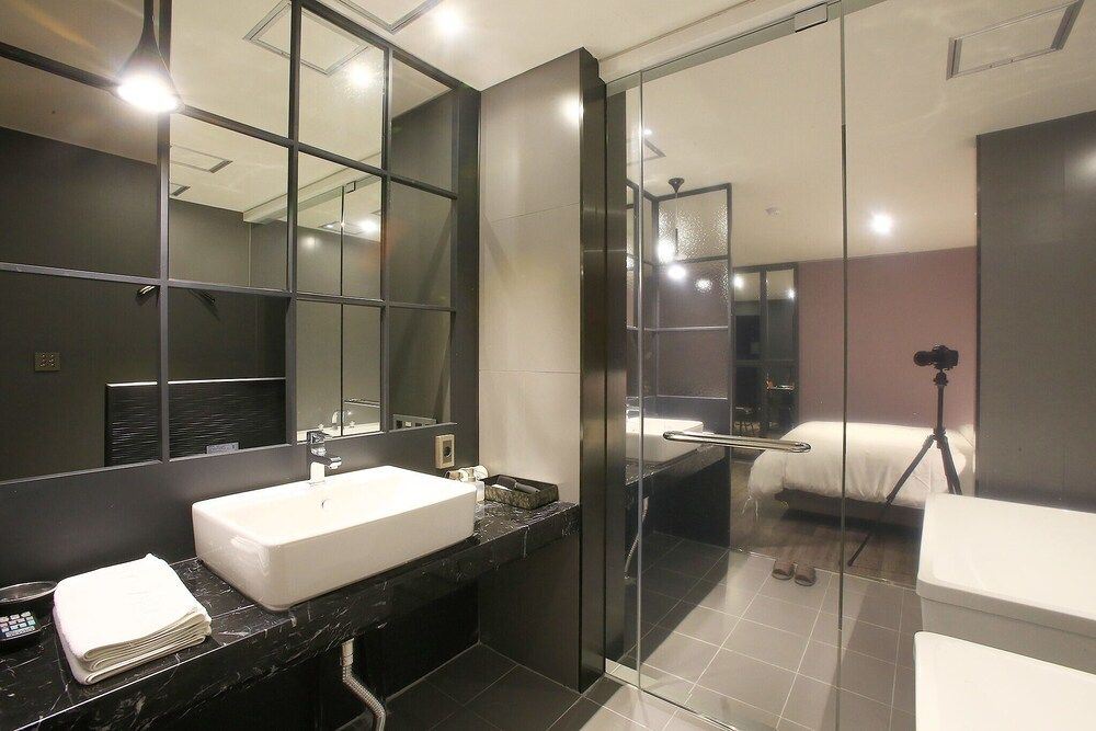 Sillim Podo Room (Deluxe (Netflix Available)) 19