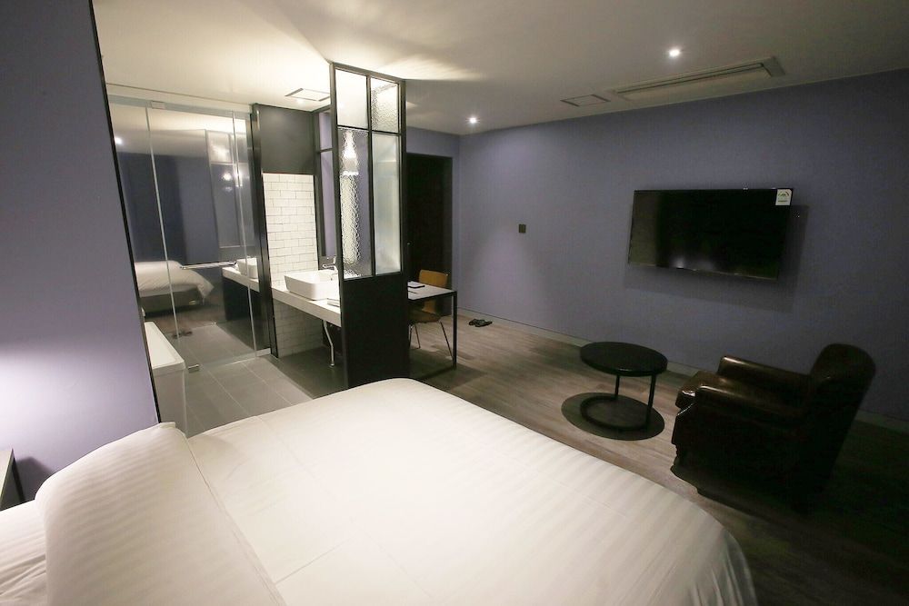 Sillim Podo Room (Deluxe (Netflix Available)) 5