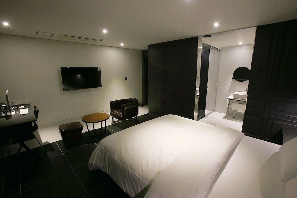 Sillim Podo Room (Deluxe (Netflix Available)) 26